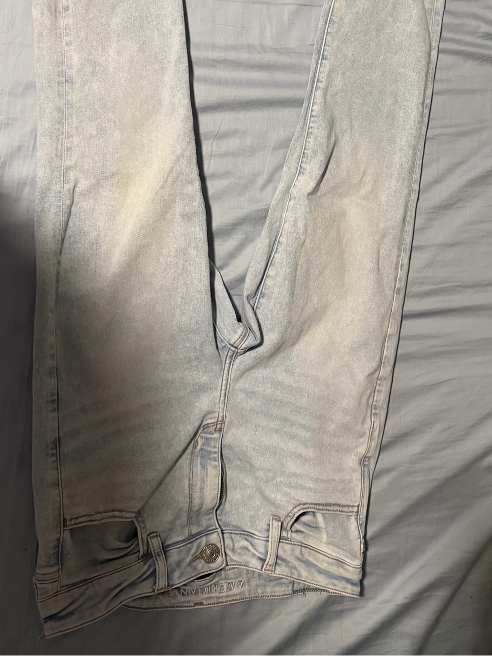 American Eagle Outfitters Light Blue Denim Jeans